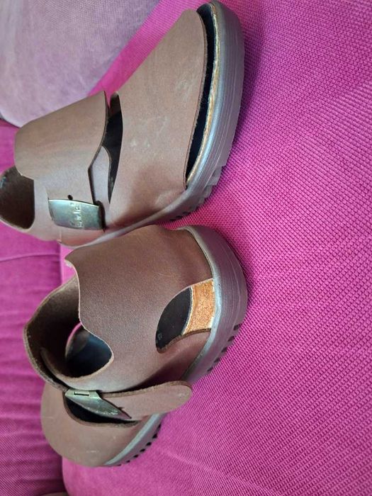 Sandale model rar si deosebit de la Betula by Birkenstock marimea 43