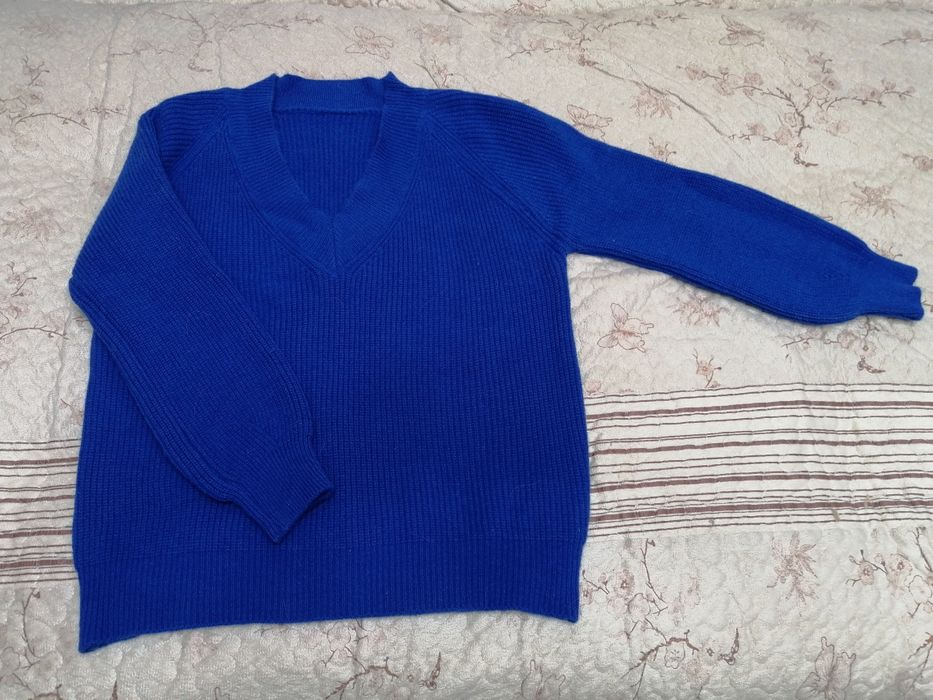 Кофта женская вязаная новая.