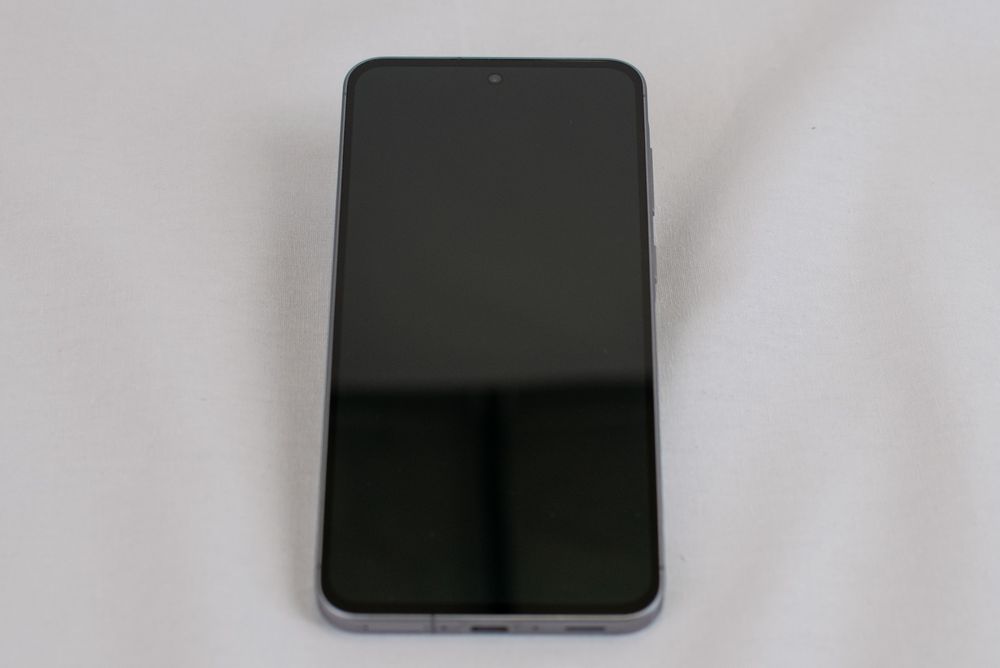 Samsung Galaxy A56 5G 128GB - Baterie 100% + 3 Huse