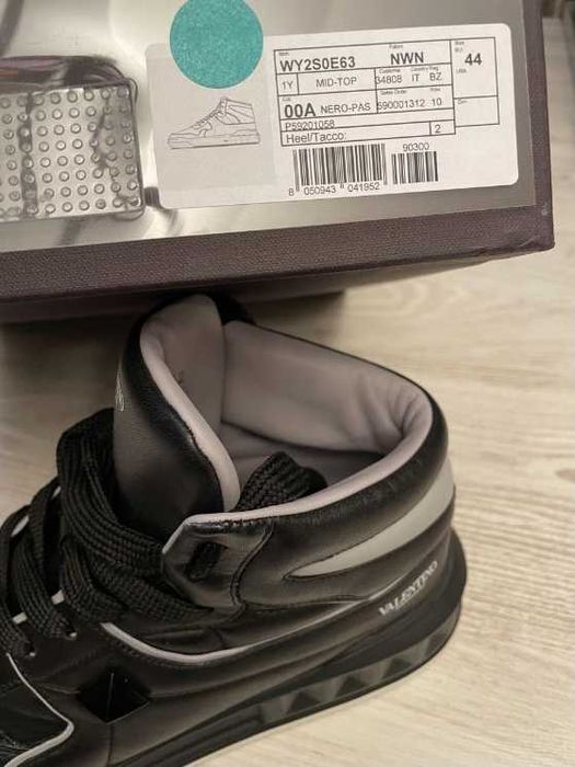 Valentino Garavani ghete piele 44-44,5 si 45 full box, retail 790 euro