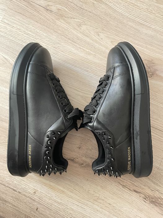 adidasi steve madden