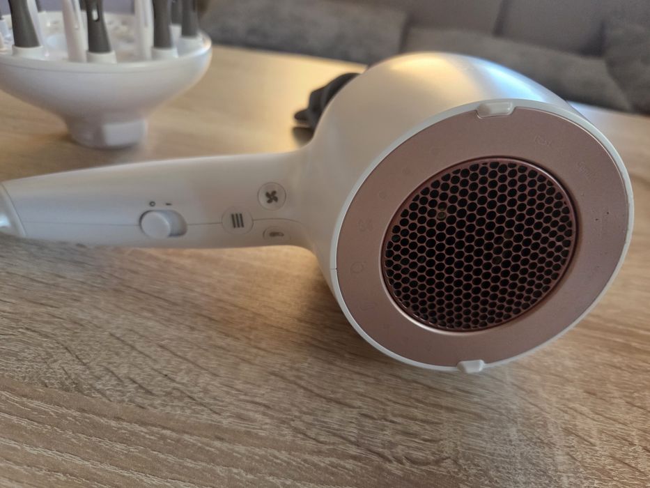 Сешоар Philips Sense IQ