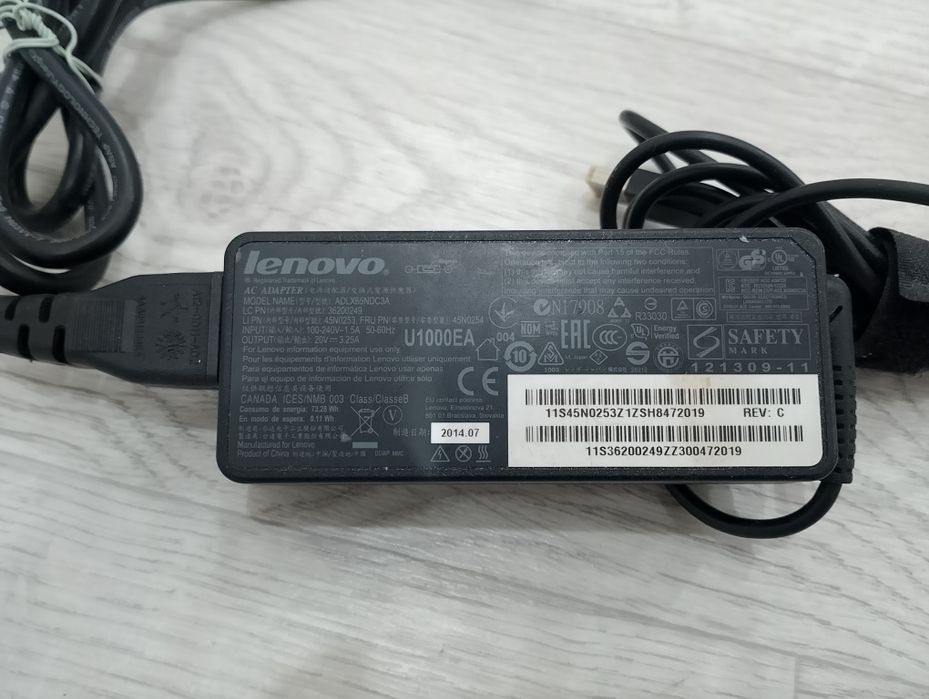 Зарядное устройство для Леново