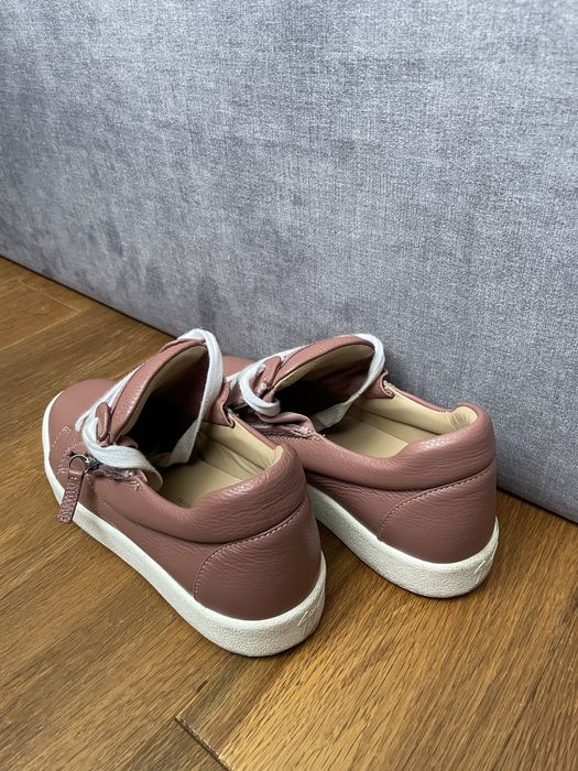 Giuseppe Zanotti маратонки