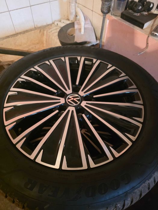 18 цола оригинални джанти за фолксваген Tiguan/passat/skoda/