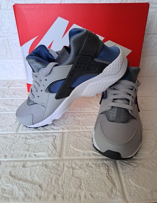 Нови Оригинални Маратонки