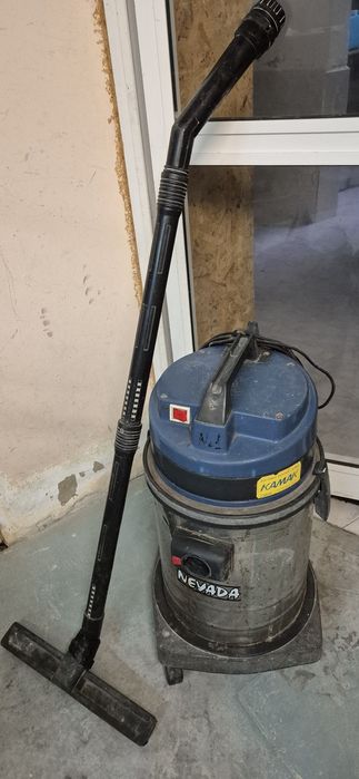 Професионални прахосмукачки и камериерски колички