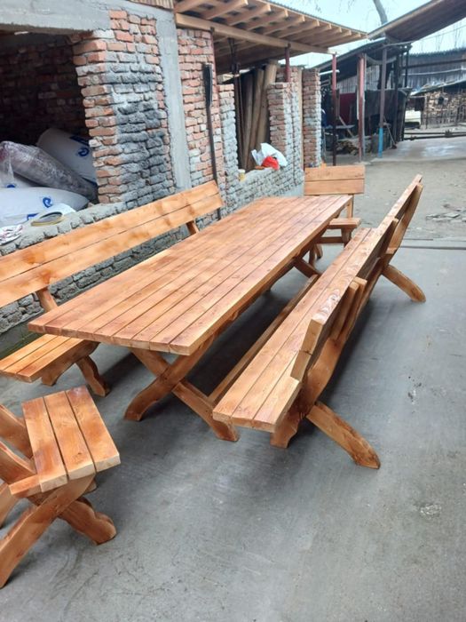 Mese și leagane Rustice