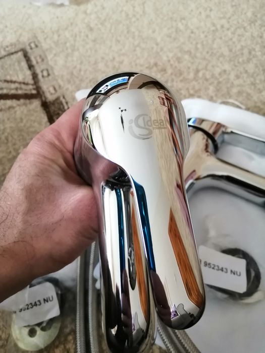 Смесител Ideal и хавлийник