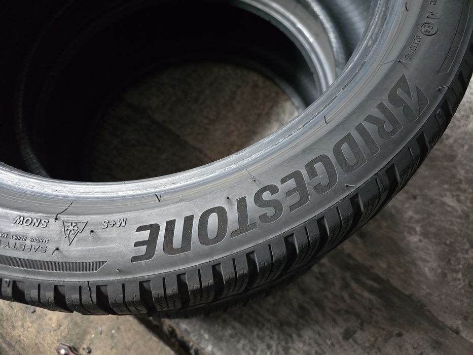 Bridgestone 225/45 R18 95V MS iarnă