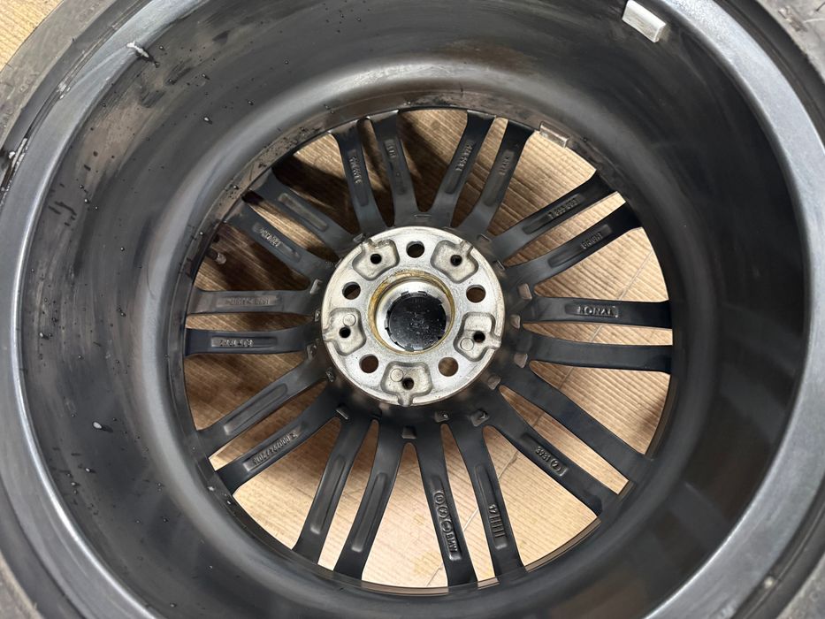 Jante Originale BMW Seria 5 (G30,G31) R19 - M664 Anv Michelin vară