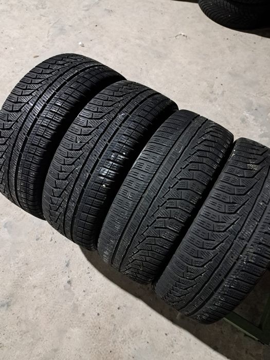 4 anvelope iarnă 205 45 r17 Hankook