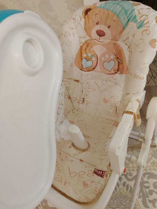 Продам детский стол-стул