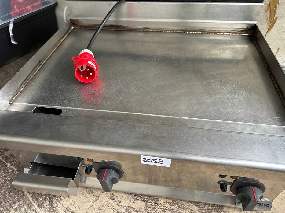 Професионална Скара-Плоча Италия