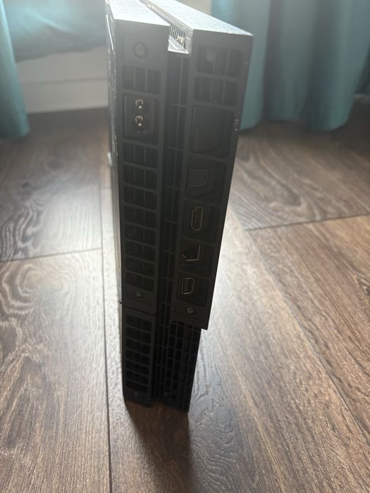 Consola PlayStation 4 PS4 functionala cu HDMI defect