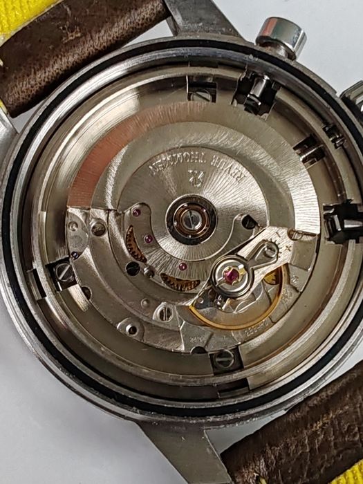 Ceas Revue Thommen Airspeed Automatic Chronograph 41 mm Funcționează e