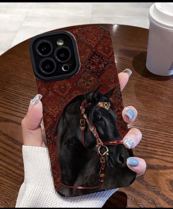 Продаются чехлы на айфон 16 про макс