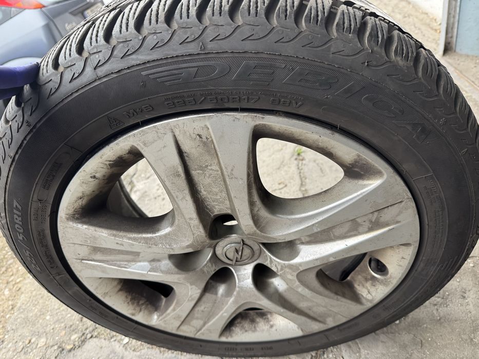 Roti iarna Opel 225/50/17 Jante + capace + cauciucuri