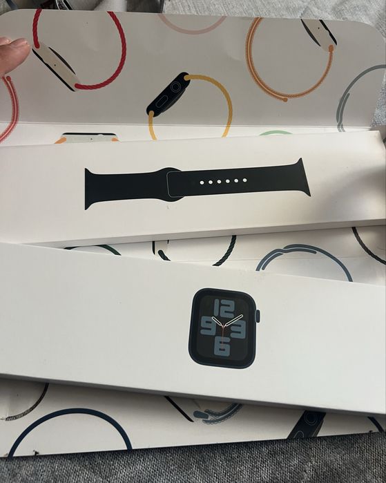 Apple watch se. 2