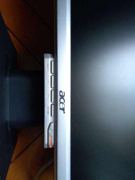 Монитор - за части