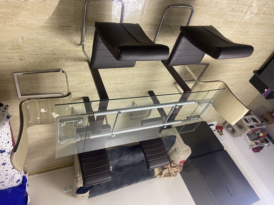 Masa  6 sau 8 persoane si scaune