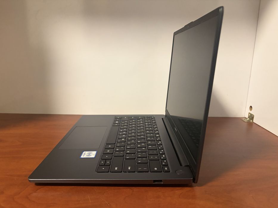 Обменяю Huawei matebook d14