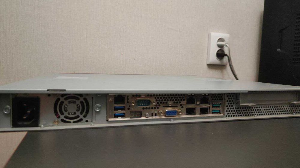 Серверный системный блок на QuadCore Intel Xeon E-2244G