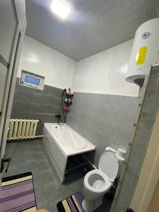 Продается дом в городе Нуравшон бывшая Той Тема 4 сотки 4 комнаты.