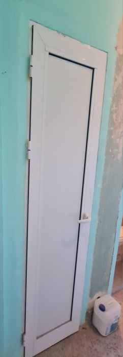 Продавам 3 броя врати алуминиева дограма с касите