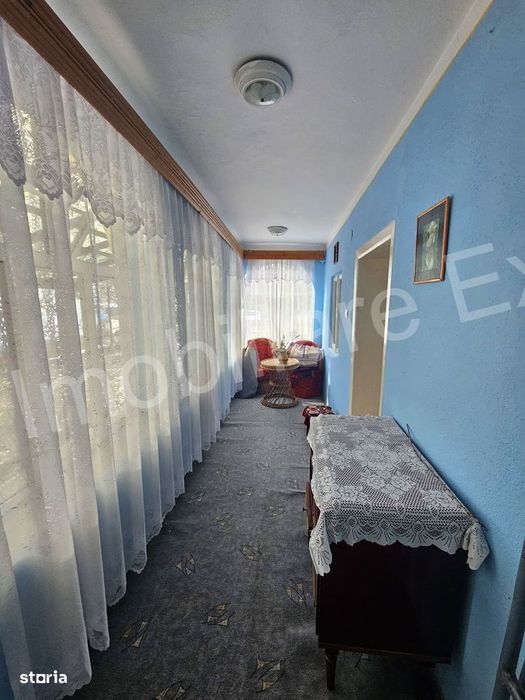Casă de vânzare în comuna Corbeni, județ Argeș.
