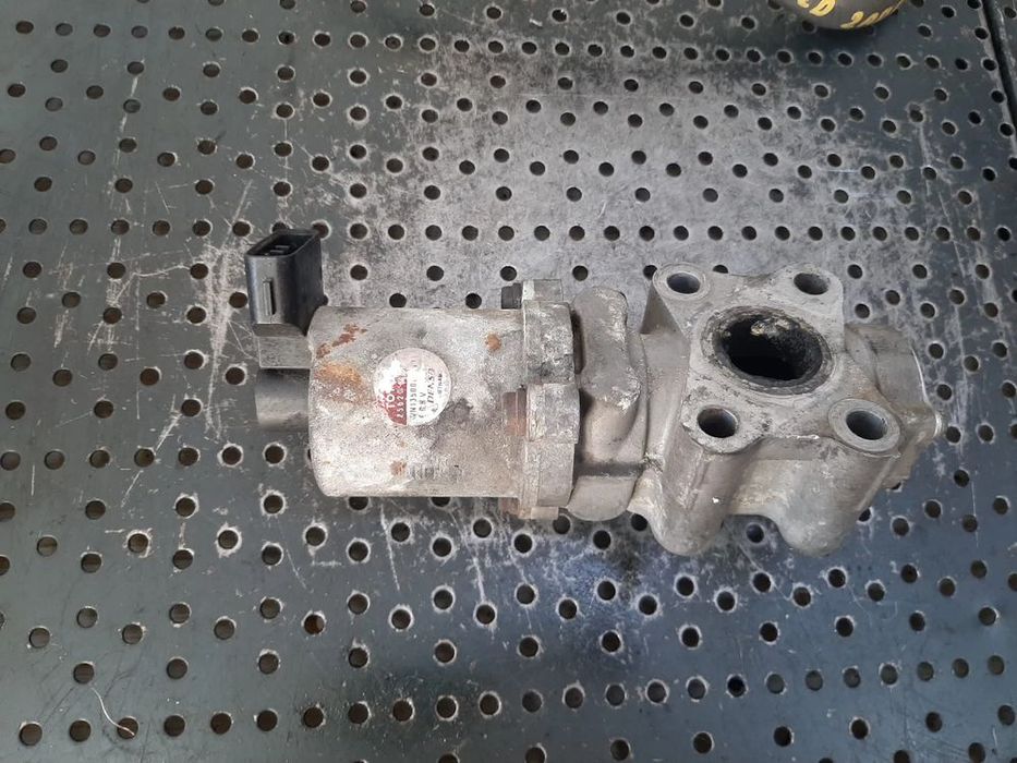 egr  2.2d 2adftv   lexus is 220