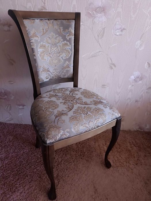 Продаются стулья