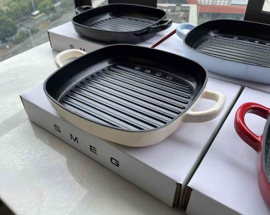 Сковорода гриль Smeg 26см.