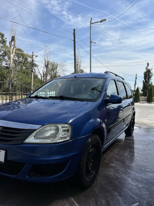 Vand logan 1.4 cu fiscal