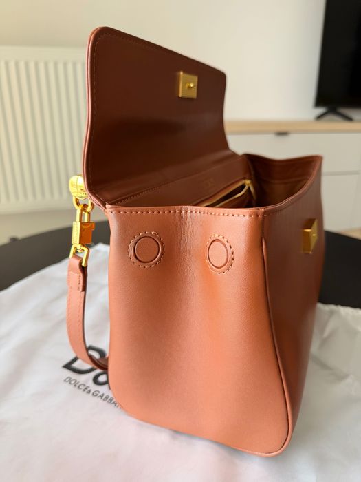 Geantă D&G elegantă damă maro – model clasic