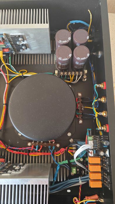 Усилитель Audio в корпусе SP-22