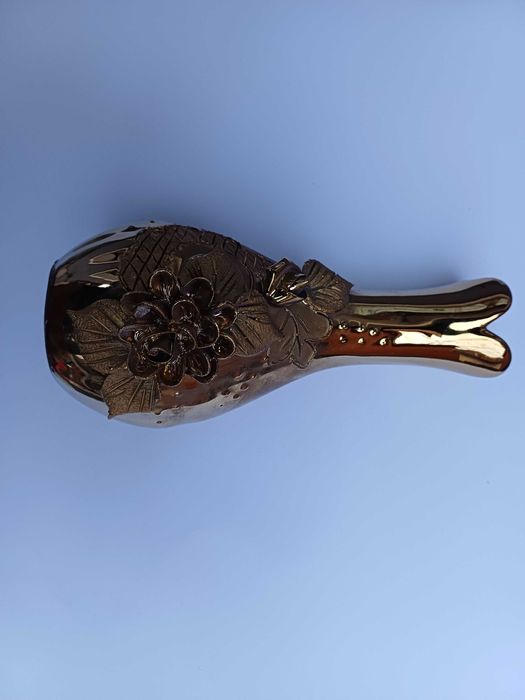 Керамична ваза златиста