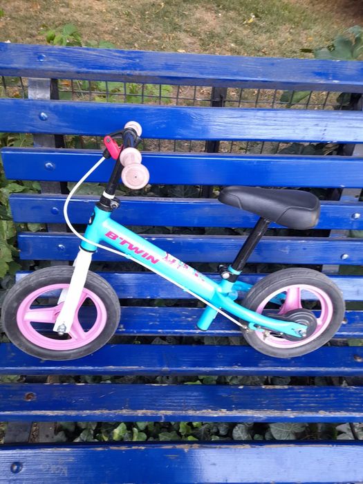 Vînd bicicletă copii fără pedale