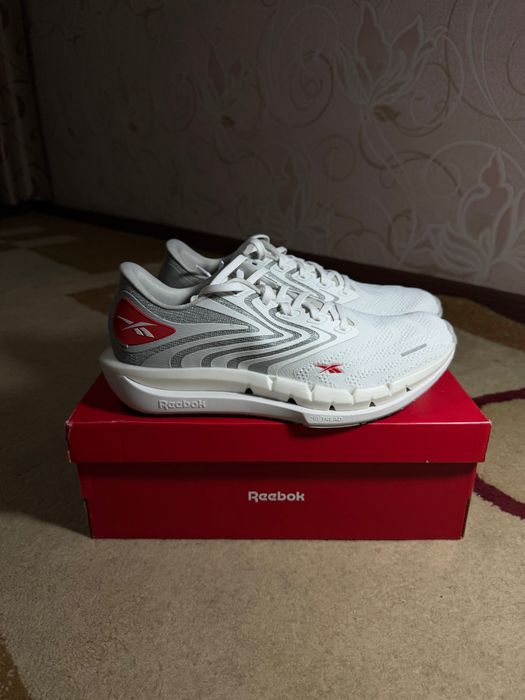 Мужские кроссовки Reebok FloatZig Tread