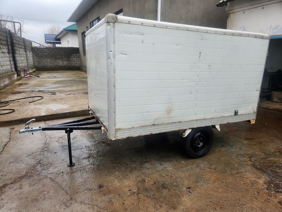 Прицеп сатылады будка