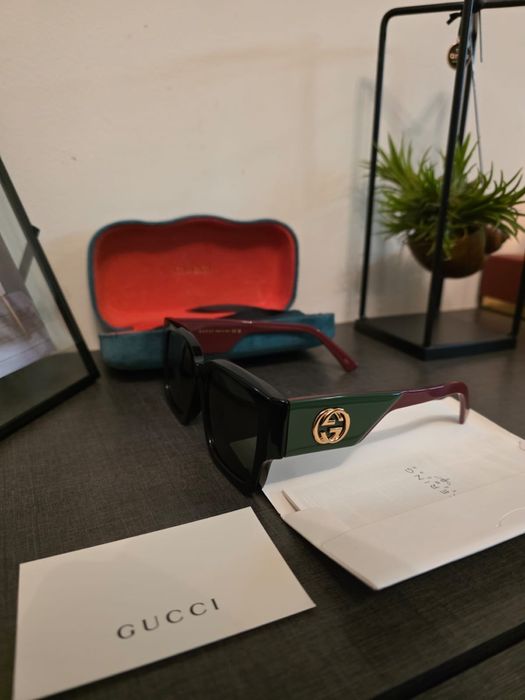 Слънчеви очила GUCCi