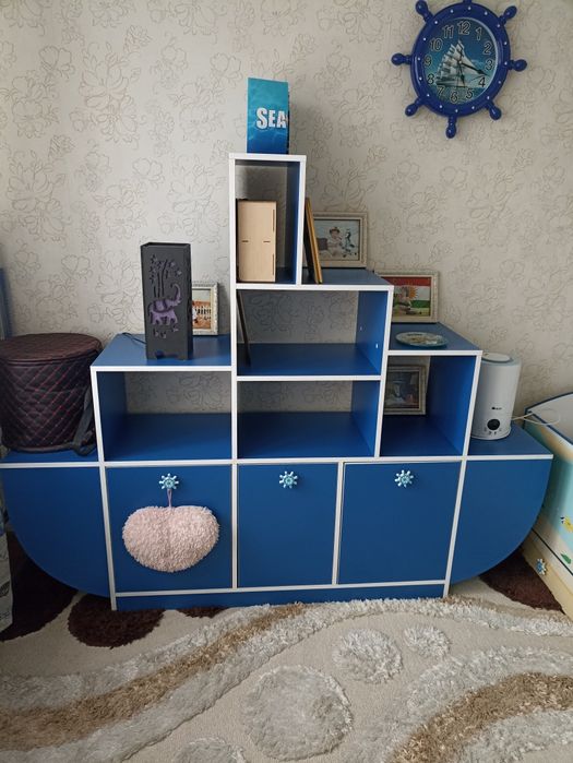 Детский стеллаж и полная мебель