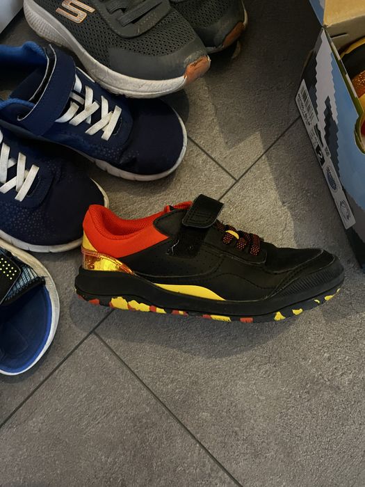 Сандали Skechers и маратонки Decathlon 33н