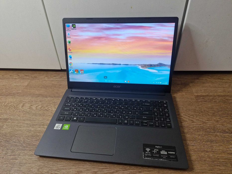 Acer i3-10 батарею держит 2,5ч. Комплект