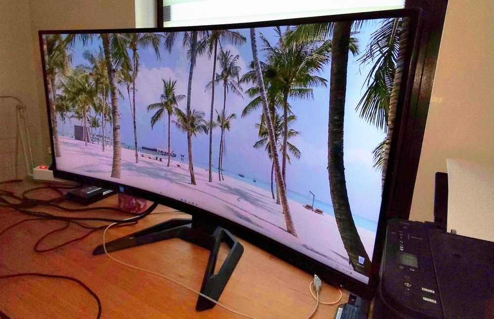 Геймърски XXXL огромен Монитор 34 инча Lenovo в Гаранция