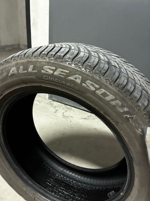 2 броя всесезонни гуми Pirelli 235/55/18