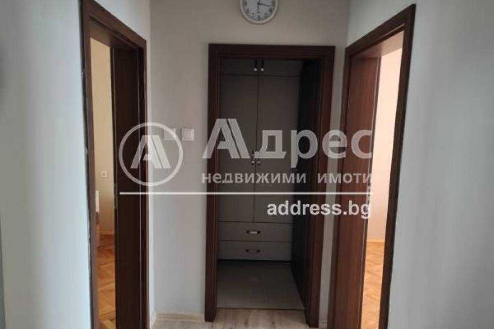Дава се под наем Двустаен апартамент в Разград, Център - 69 кв.м за 255 € - Снимка #6