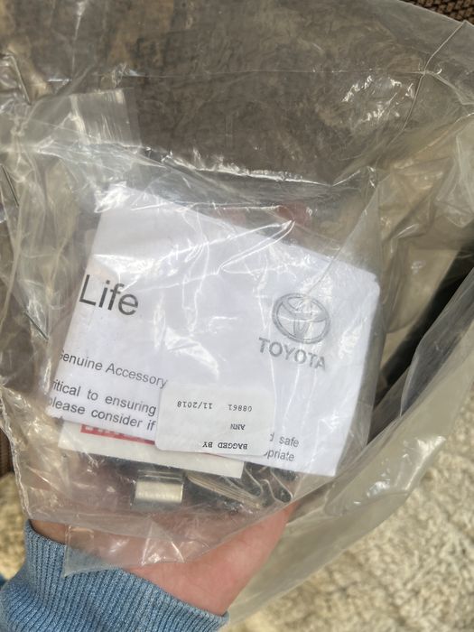 Мухобойка на камри 70