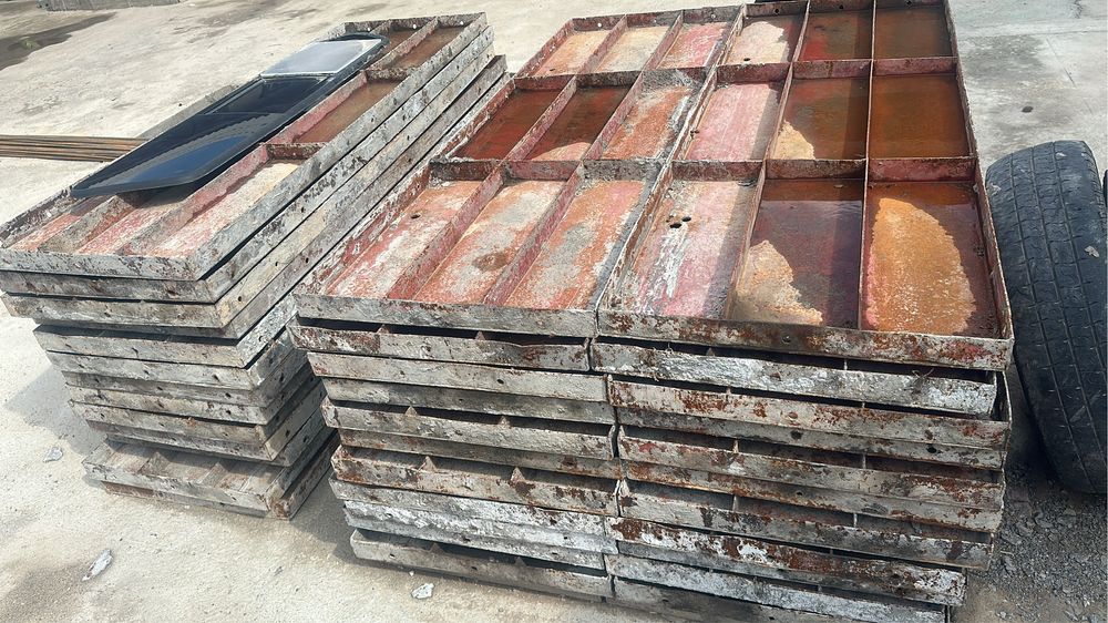 Продам опалубку металическую