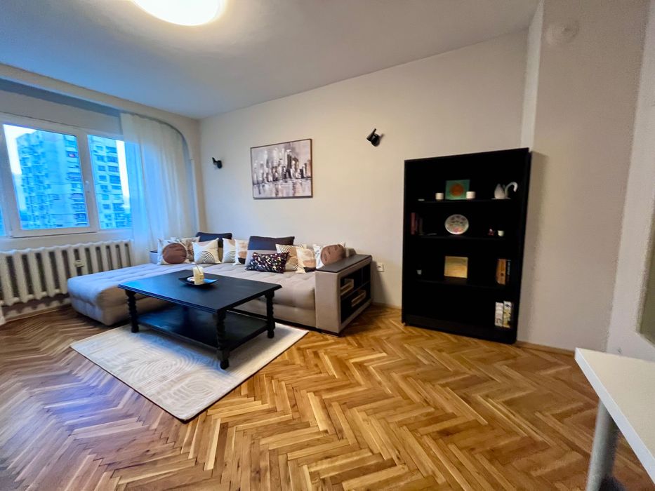 Дава се под наем Тристаен апартамент в София, Люлин 3 - 82 кв.м за 510 € - Снимка #1